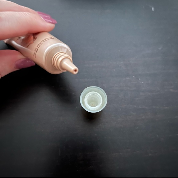 The Tarteist Pro Glow Liquid Highlight in Stunner - Picture 2 of 4